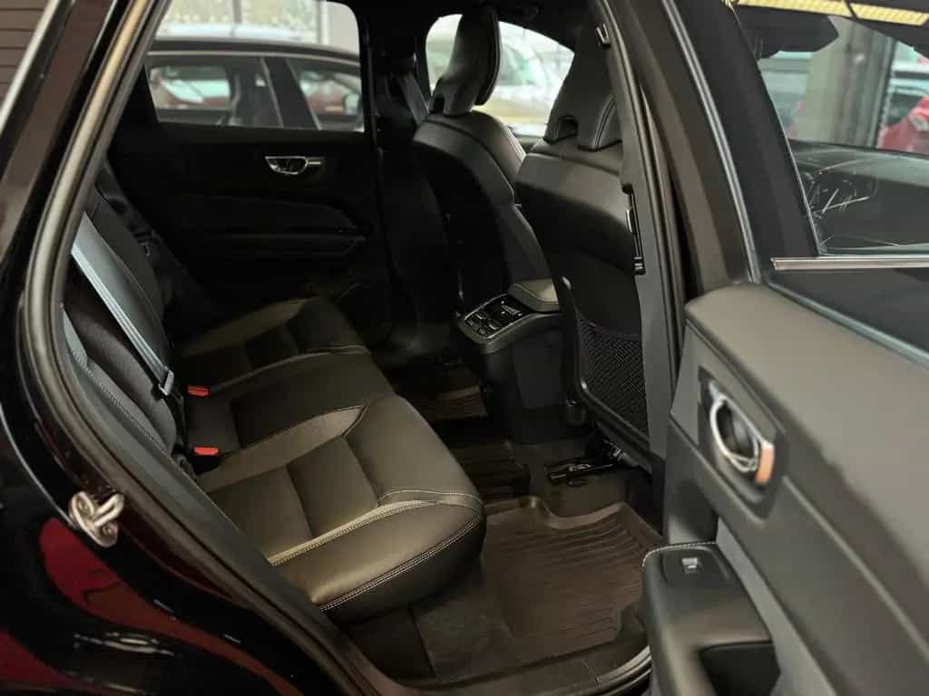 Volvo XC 60 B5 Ultimate Bright AWD 12/2022-photo-13