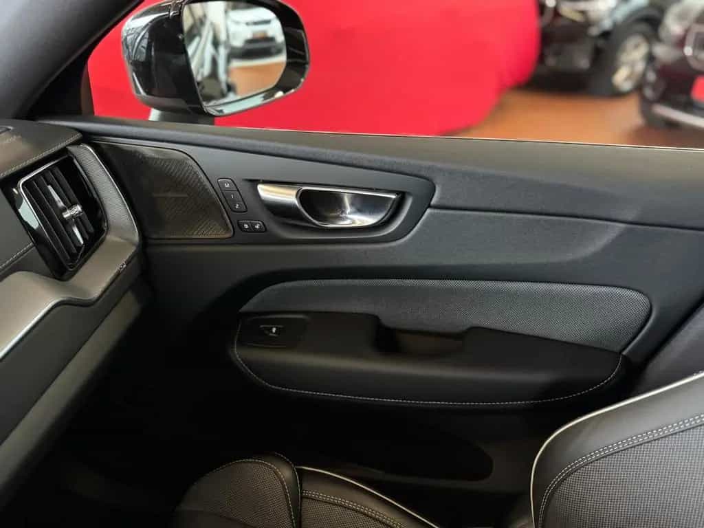 Volvo XC 60 B5 Ultimate Bright AWD 12/2022-photo-26