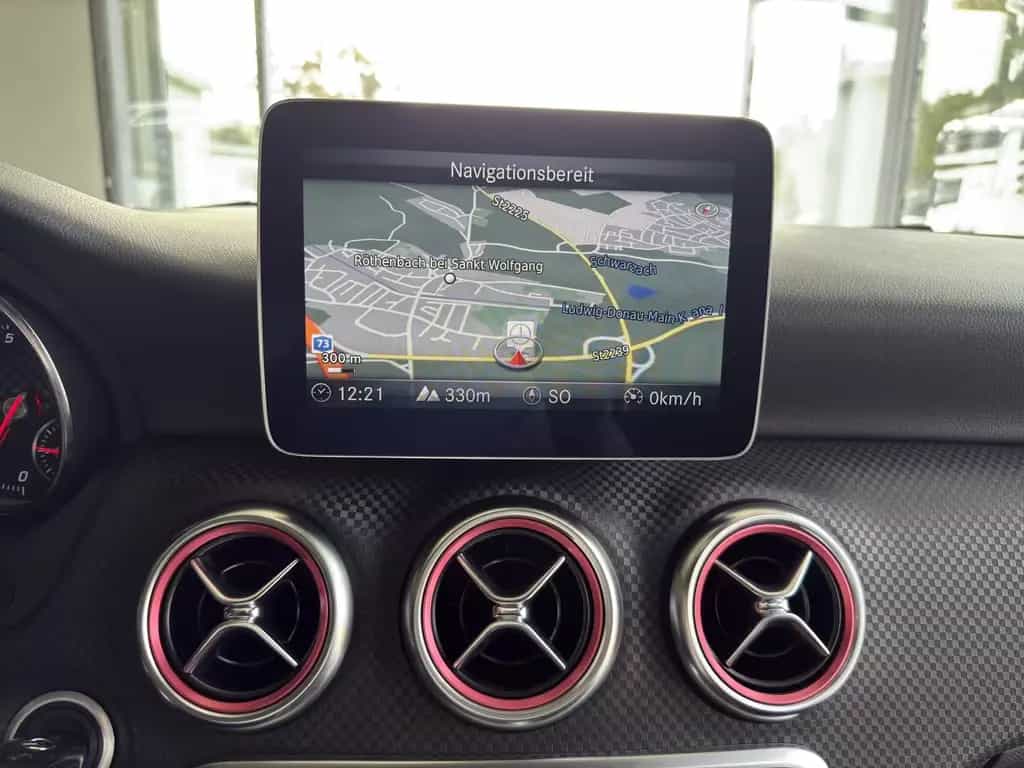 Mercedes-Benz A 200 Urban LED*RFK*SHZ*PDC 11/2017-photo-13