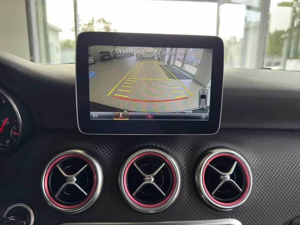 Mercedes-Benz A 200 Urban LED*RFK*SHZ*PDC 11/2017-photo-14