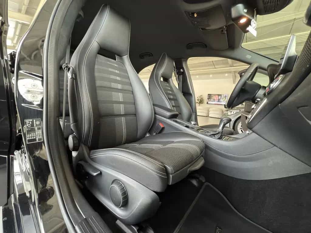 Mercedes-Benz A 200 Urban LED*RFK*SHZ*PDC 11/2017-photo-21