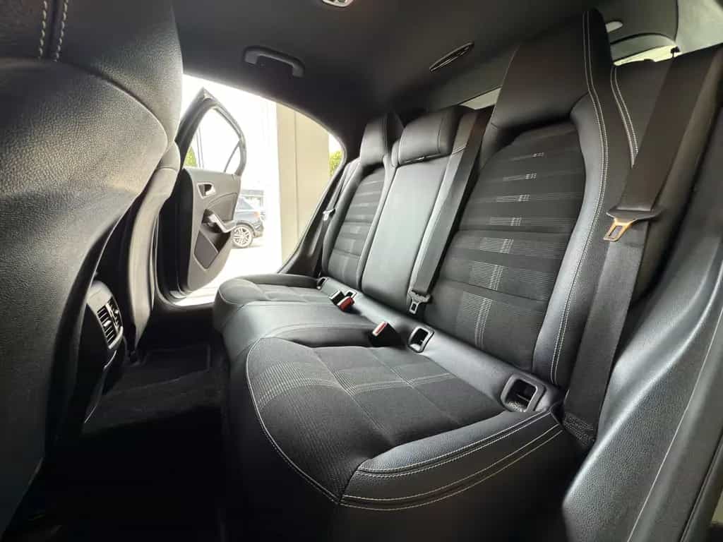 Mercedes-Benz A 200 Urban LED*RFK*SHZ*PDC 11/2017-photo-22