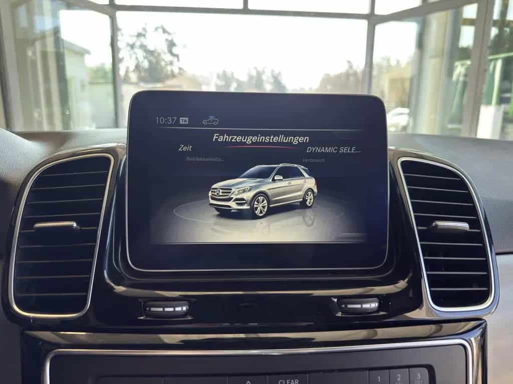 Mercedes-Benz GLE 350 d 4Matic AMG Line AHK*RFK*LED*COMAND 06/2018-photo-14