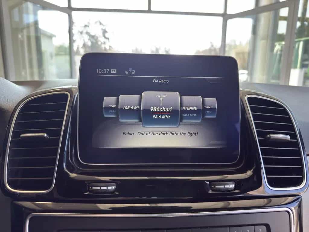 Mercedes-Benz GLE 350 d 4Matic AMG Line AHK*RFK*LED*COMAND 06/2018-photo-16