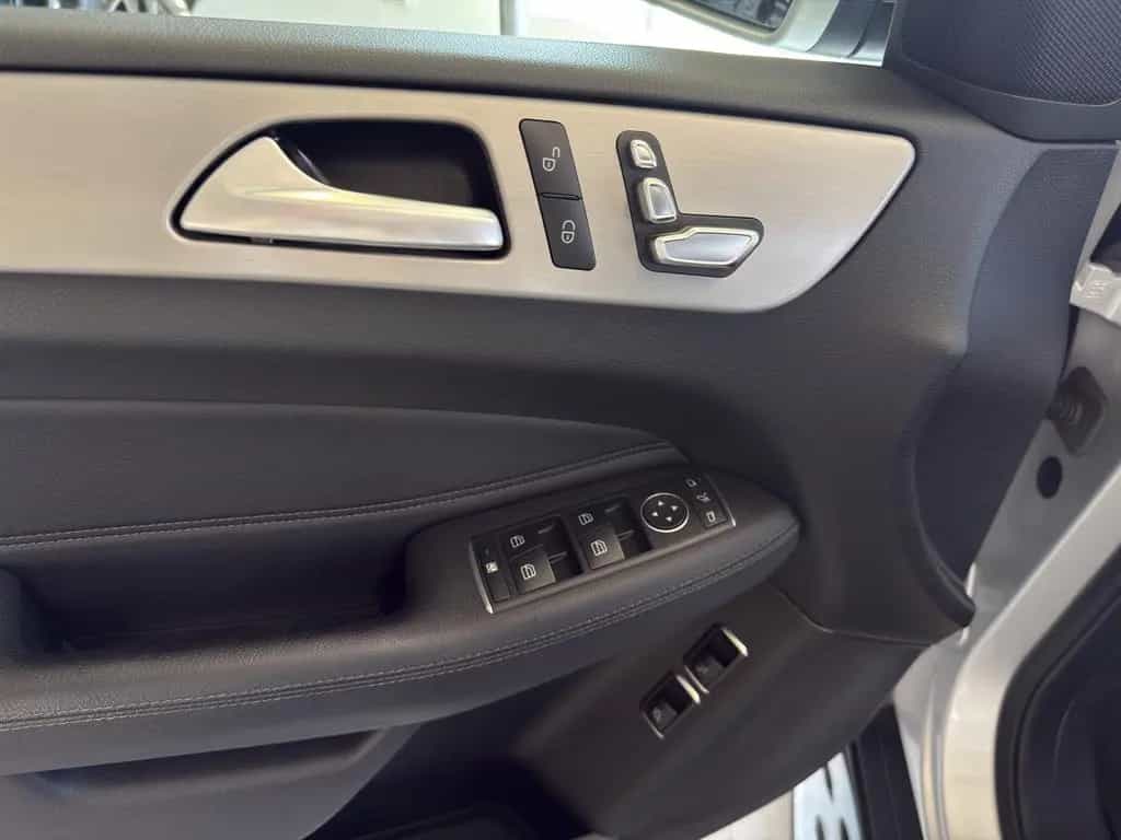 Mercedes-Benz GLE 350 d 4Matic AMG Line AHK*RFK*LED*COMAND 06/2018-photo-23