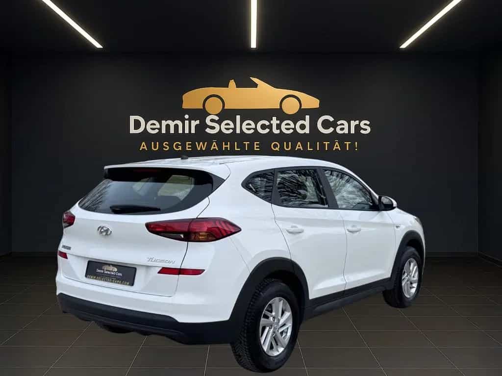 Hyundai TUCSON 1.6|WENIG KM|GARANTIE|EU6|SERVICE NEU 03/2019-photo-3