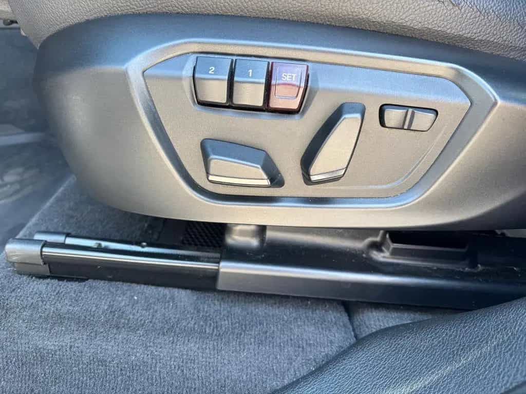 BMW X4 M40 i NAVI*CARPLAY*CAM*HEAD-UP*WINTER-P.*AHK* 03/2017-photo-30