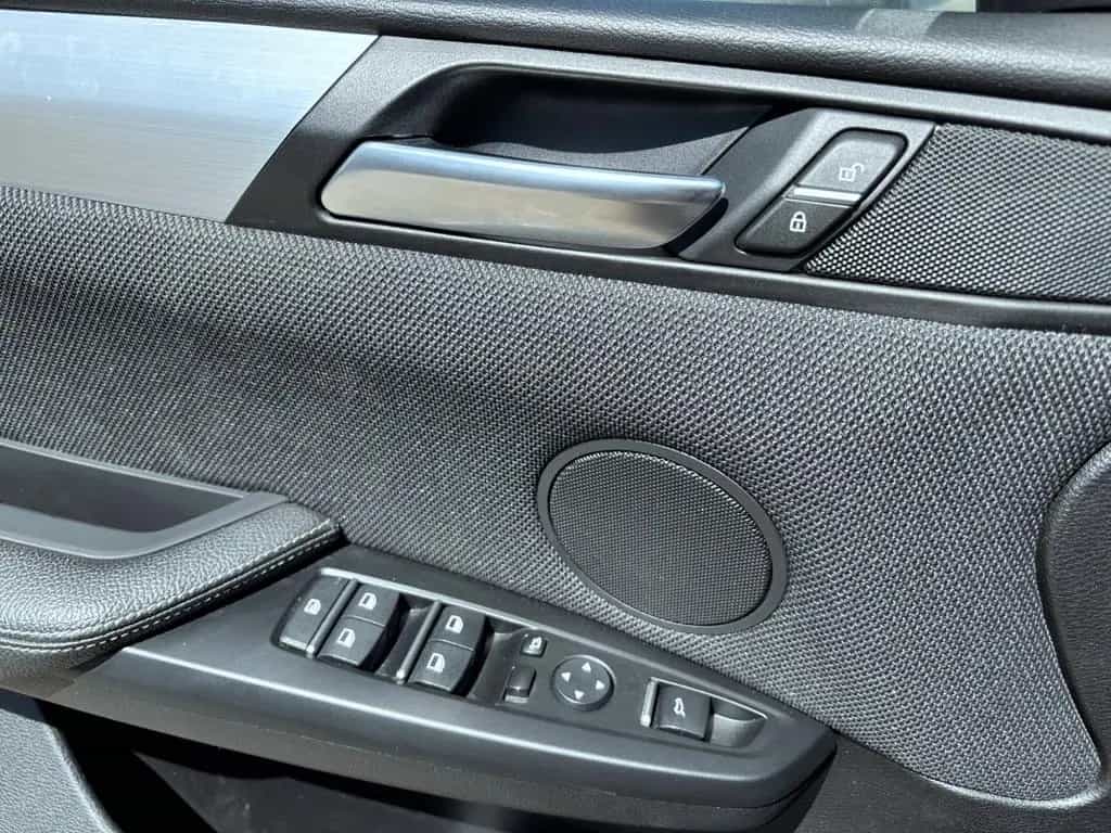 BMW X4 M40 i NAVI*CARPLAY*CAM*HEAD-UP*WINTER-P.*AHK* 03/2017-photo-32