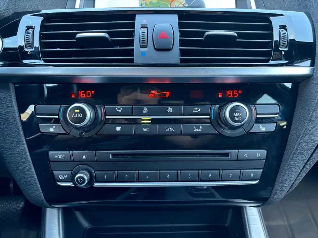 BMW X4 M40 i NAVI*CARPLAY*CAM*HEAD-UP*WINTER-P.*AHK* 03/2017-photo-35