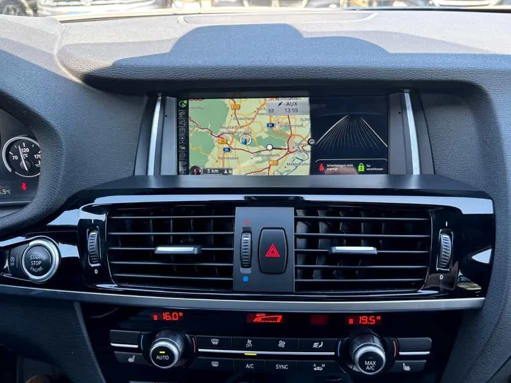 BMW X4 M40 i NAVI*CARPLAY*CAM*HEAD-UP*WINTER-P.*AHK* 03/2017-photo-36