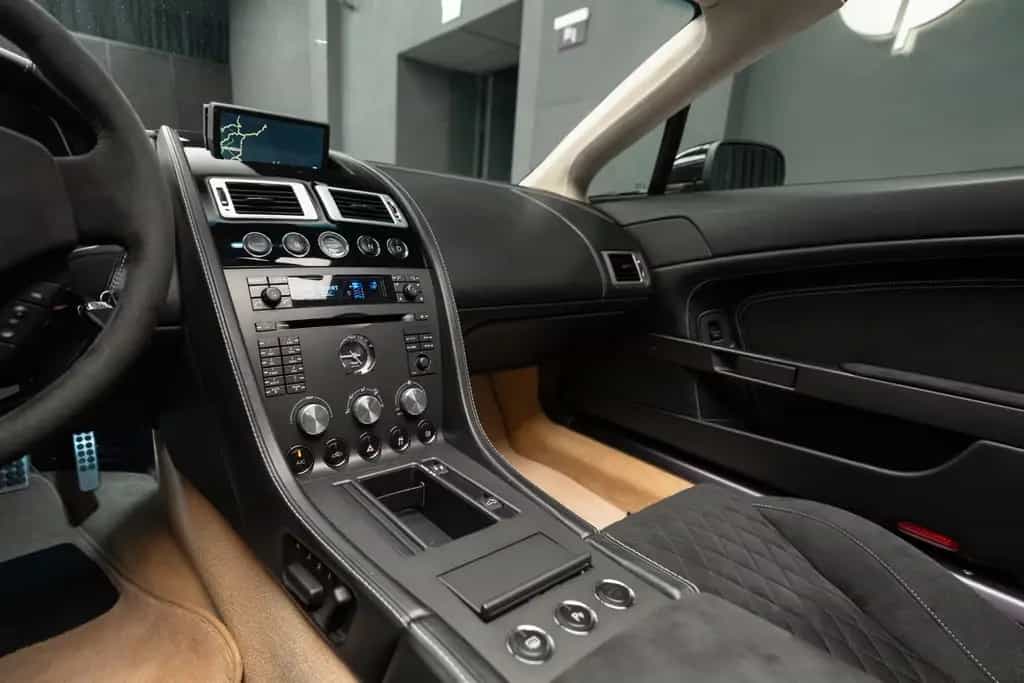 Aston Martin V8 Vantage Roadster 4.3l Sportshift 10/2007-photo-21