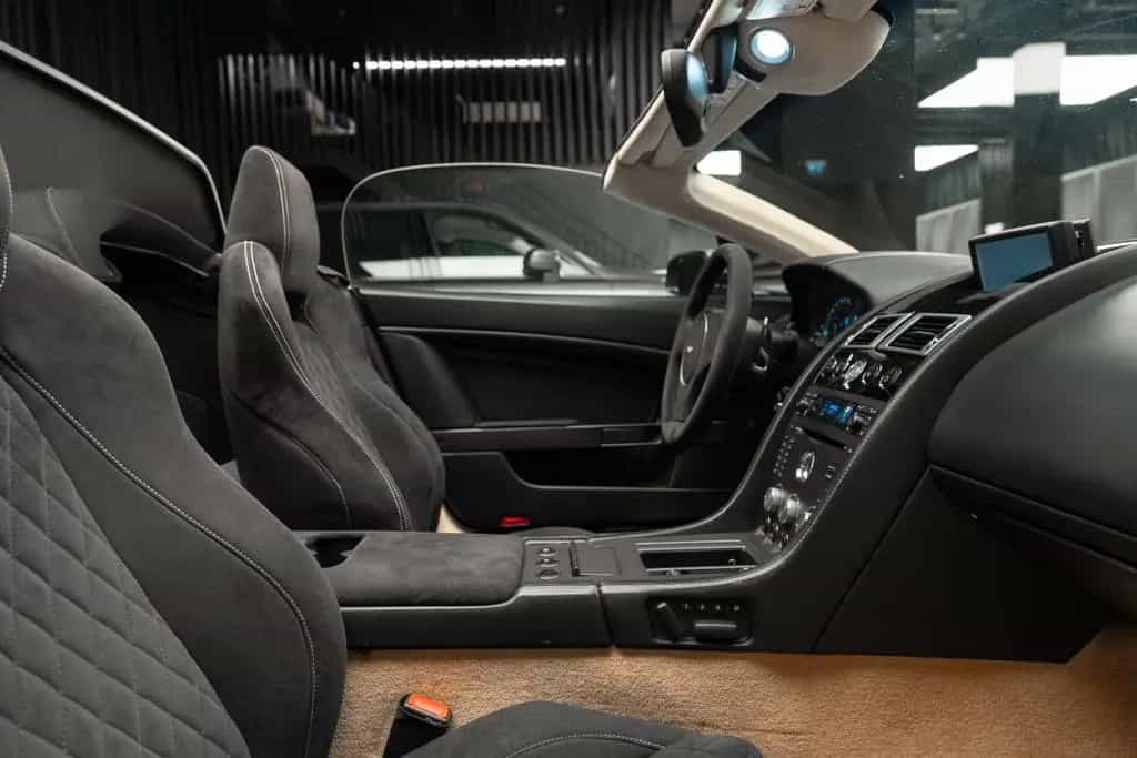 Aston Martin V8 Vantage Roadster 4.3l Sportshift 10/2007-photo-28