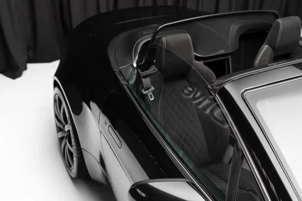 Aston Martin V8 Vantage Roadster 4.3l Sportshift 10/2007-photo-3