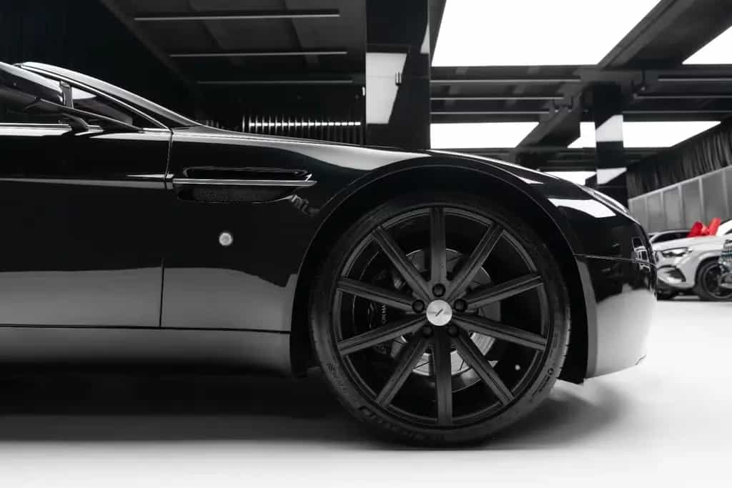 Aston Martin V8 Vantage Roadster 4.3l Sportshift 10/2007-photo-4