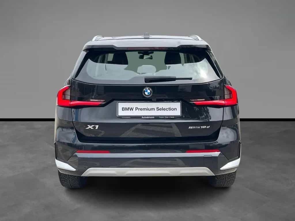 BMW X1 18 d xLine sDrive DCT 01/2023-photo-3