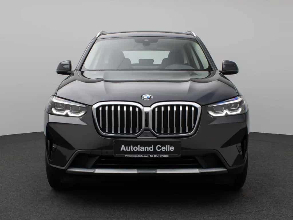 BMW X3 xD20d Panorama Kamera DAB HiFi Komfort Alarm 06/2022-photo-1