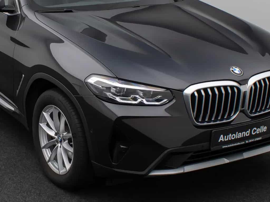 BMW X3 xD20d Panorama Kamera DAB HiFi Komfort Alarm 06/2022-photo-15