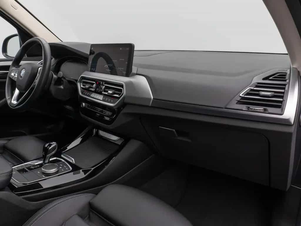 BMW X3 xD20d Panorama Kamera DAB HiFi Komfort Alarm 06/2022-photo-26