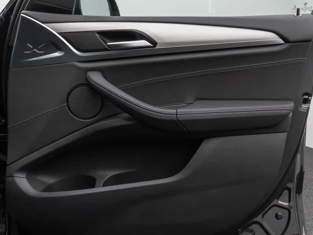 BMW X3 xD20d Panorama Kamera DAB HiFi Komfort Alarm 06/2022-photo-29