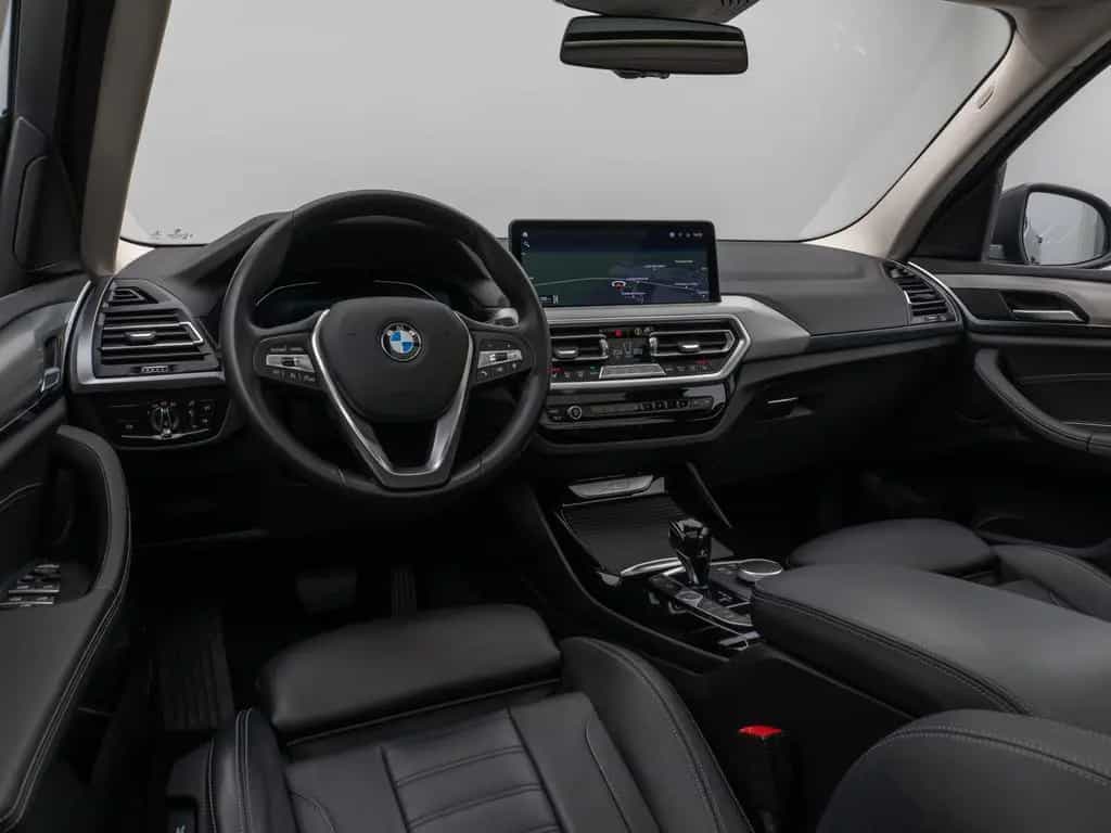 BMW X3 xD20d Panorama Kamera DAB HiFi Komfort Alarm 06/2022-photo-37
