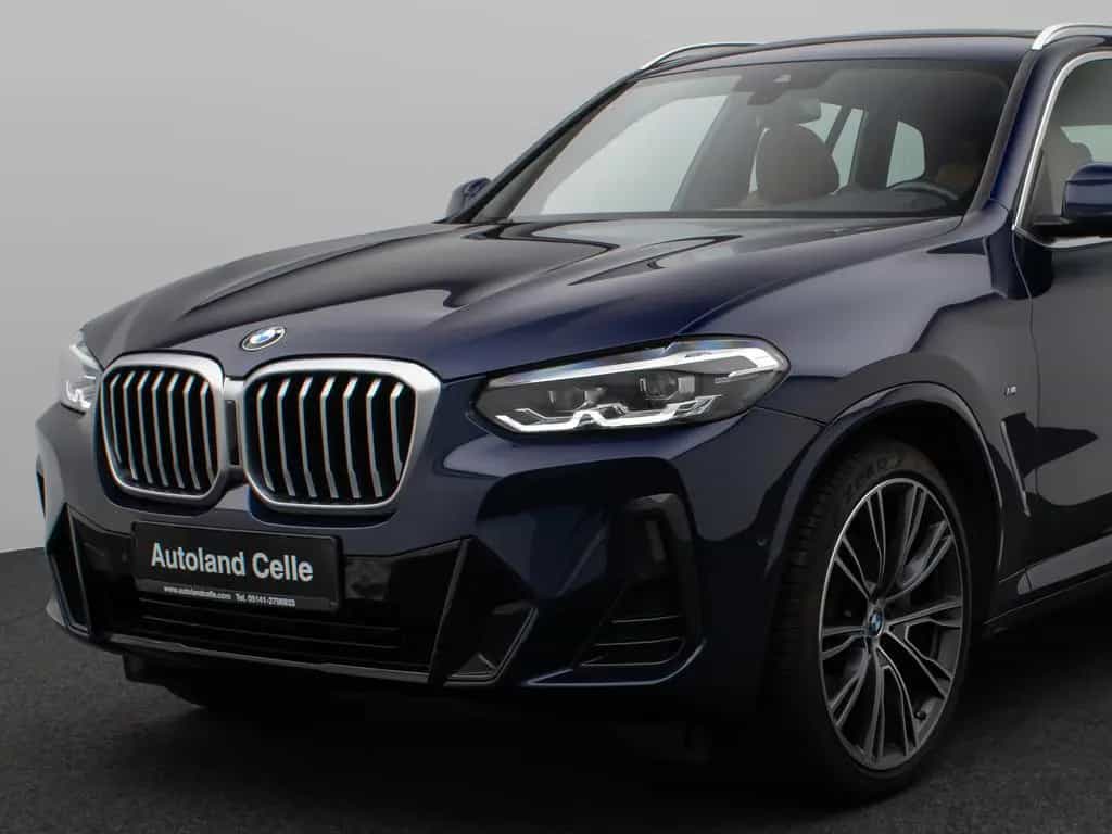 BMW X3 xD30d M Sport Panoram Kamera DAB HiFi AHK 21" 10/2022-photo-16