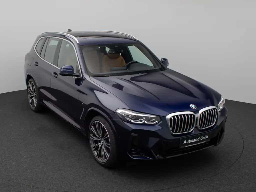 BMW X3 xD30d M Sport Panoram Kamera DAB HiFi AHK 21" 10/2022-photo-2