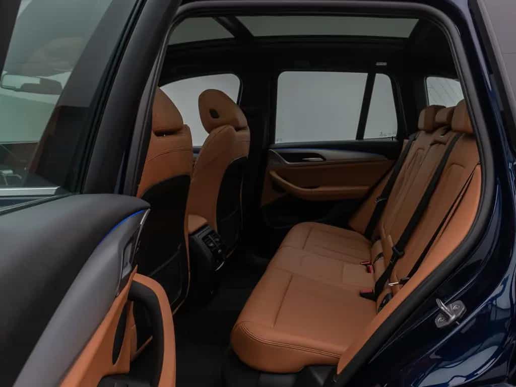 BMW X3 xD30d M Sport Panoram Kamera DAB HiFi AHK 21" 10/2022-photo-24