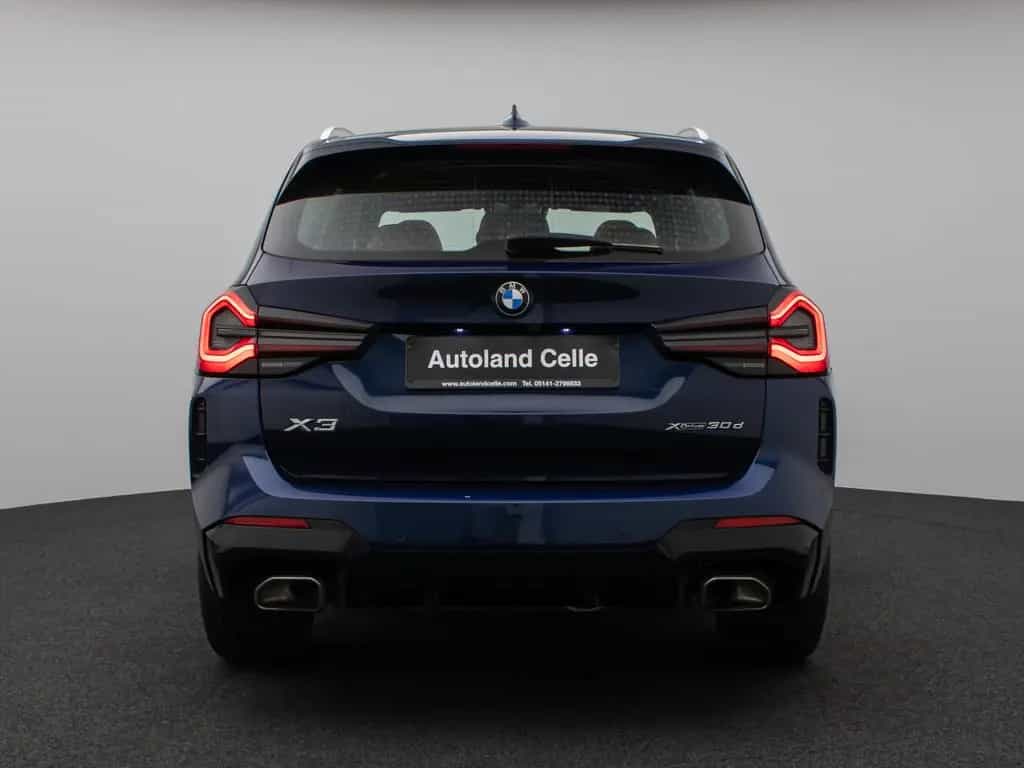 BMW X3 xD30d M Sport Panoram Kamera DAB HiFi AHK 21" 10/2022-photo-7