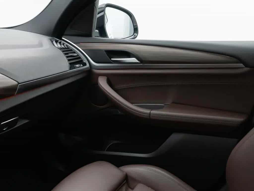 BMW X4 xD30d M Sport Kamera Panoram HUD DAB HiFi AHK 08/2021-photo-33