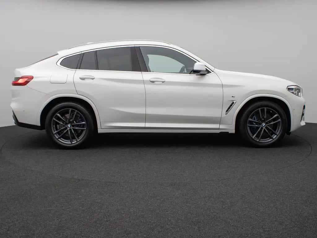 BMW X4 xD30d M Sport Kamera Panoram HUD DAB HiFi AHK 08/2021-photo-4
