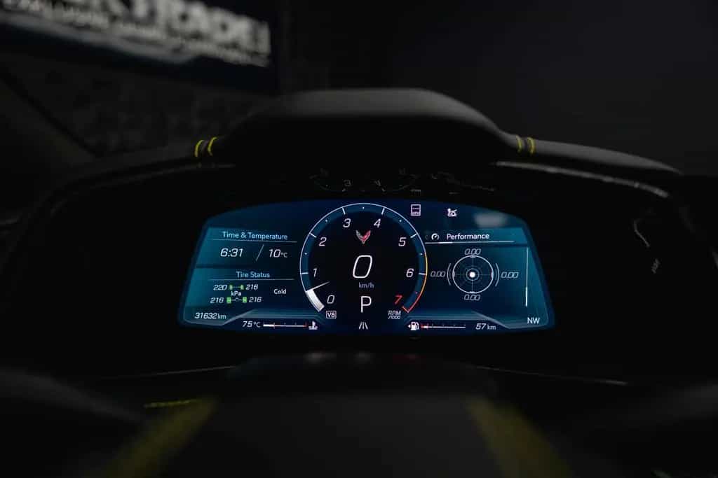Corvette C8 Stingray 3LT Targa Z51 Performa. Lift Carbon 09/2023-photo-40