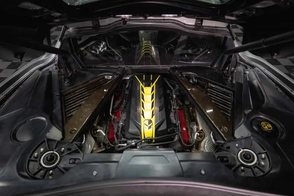 Corvette C8 Stingray 3LT Targa Z51 Performa. Lift Carbon 09/2023-photo-48