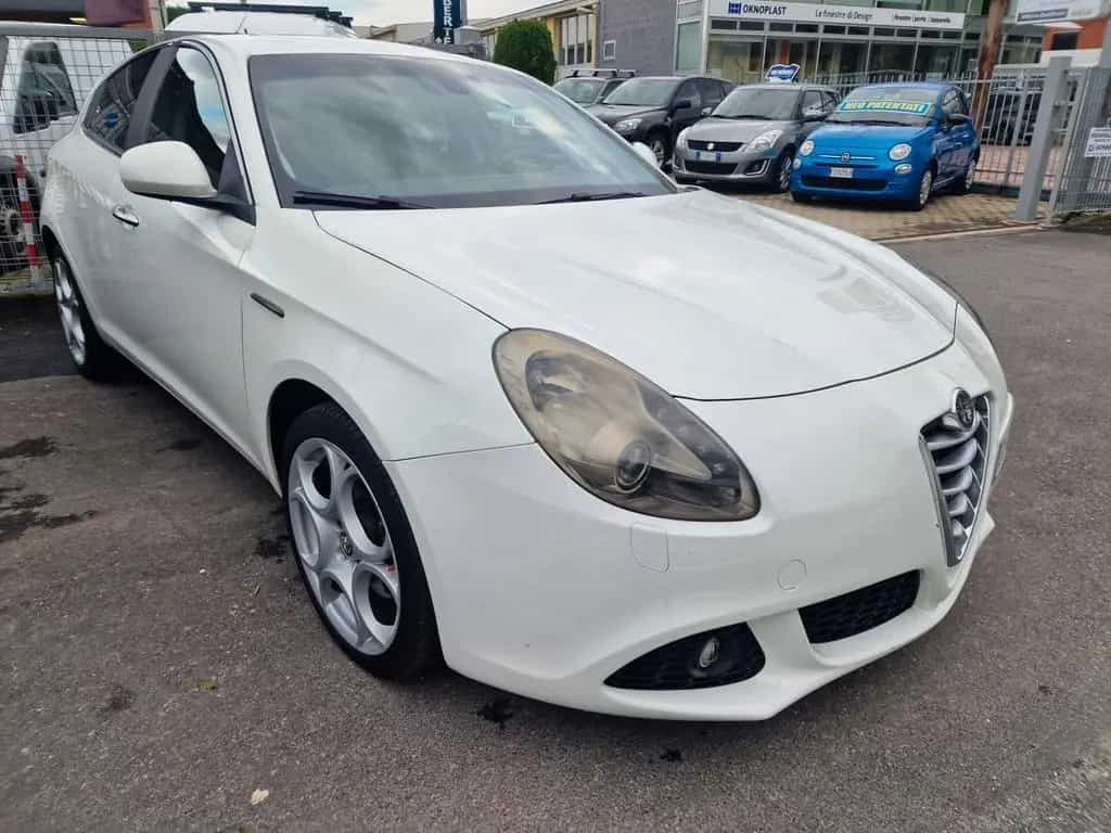 Alfa Romeo Giulietta 1.4 Turbo 120 CV Distinctiv 05/2011-photo-5