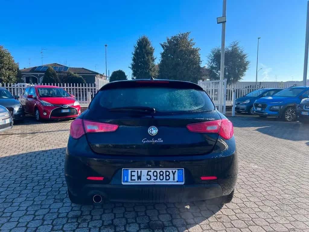 Alfa Romeo Giulietta 1.6 JTDm-2 105 CV Exclusive 01/2014-photo-4