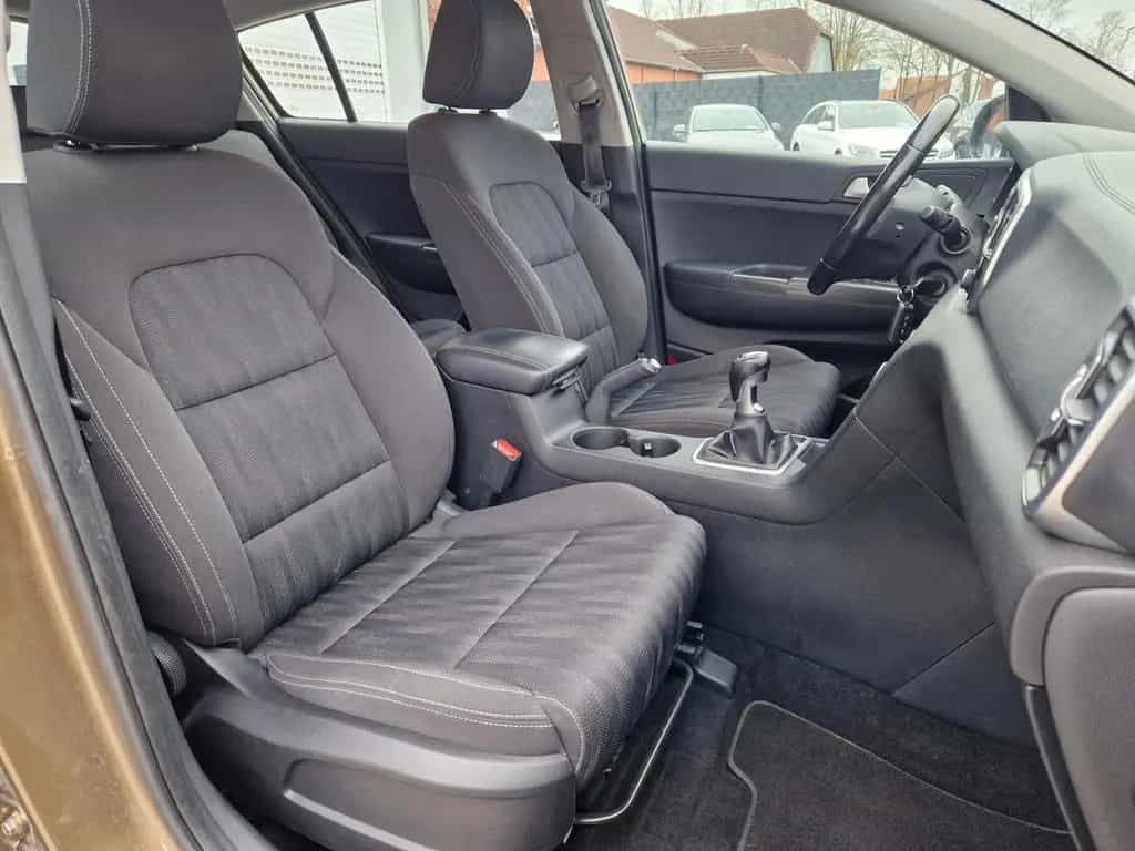 Kia Sportage Attract+Scheckheft+AHK+HU und Öl neu 07/2016-photo-15