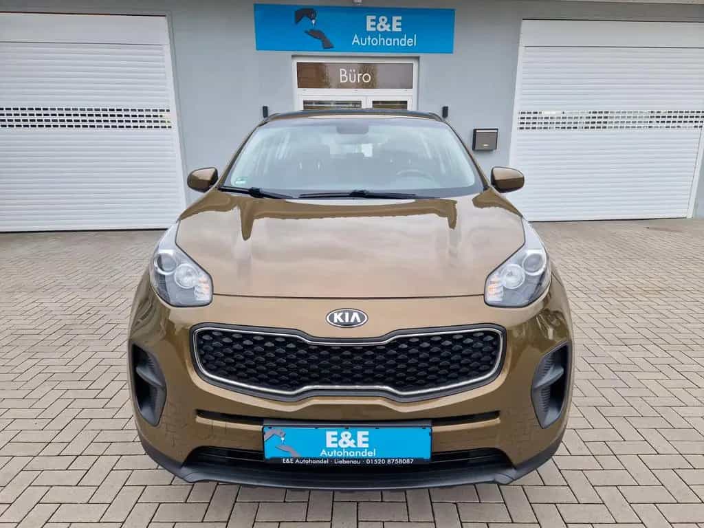 Kia Sportage Attract+Scheckheft+AHK+HU und Öl neu 07/2016-photo-7