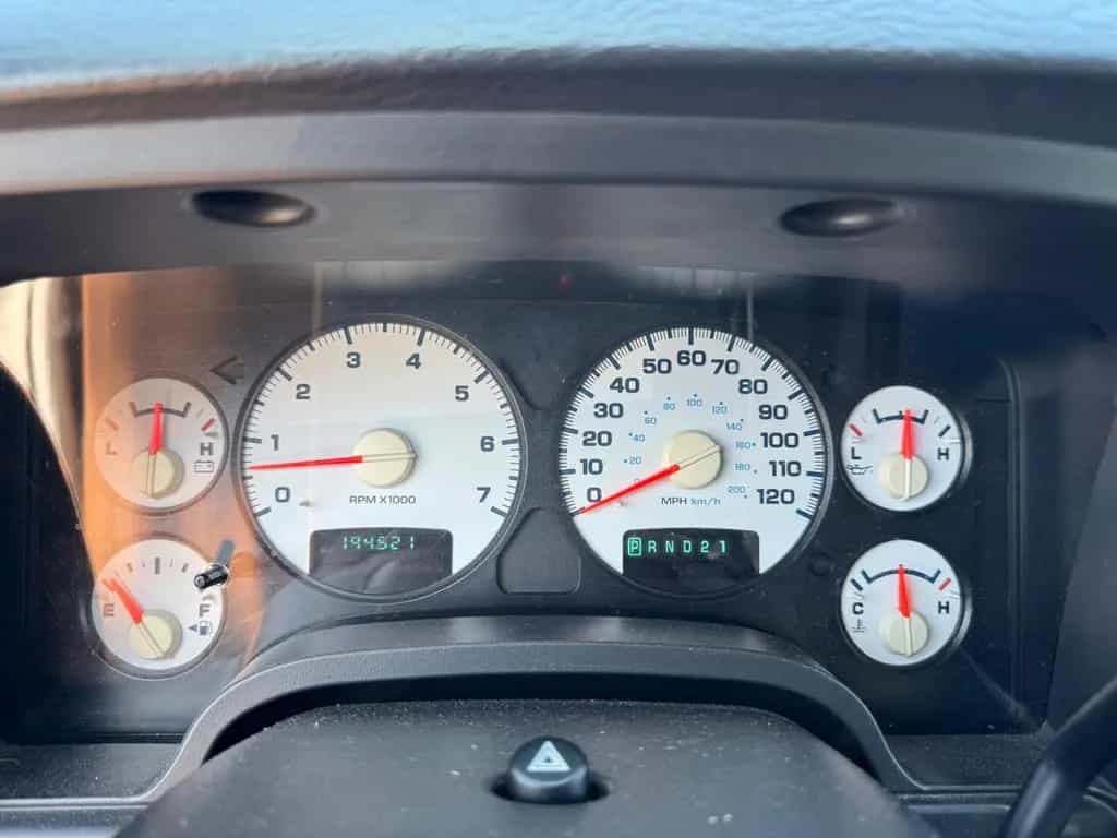 Dodge RAM 5,7 V8 Hemi *Rumble Bee*LPG+AHK+Leder*HU neu 01/2004-photo-23