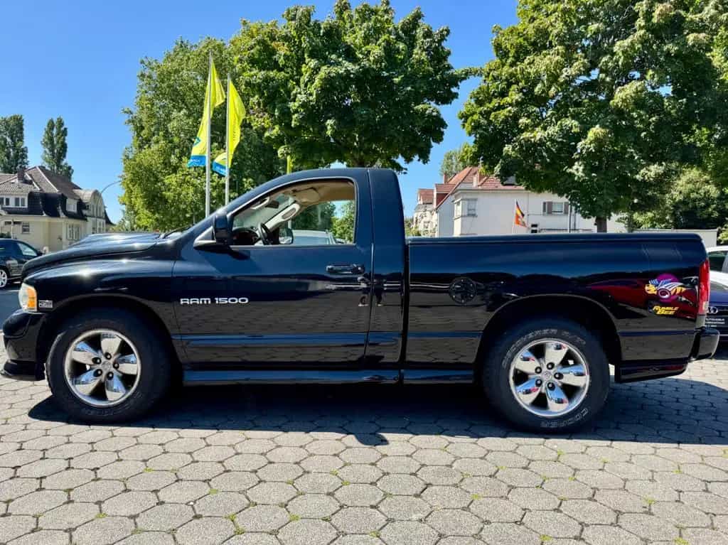 Dodge RAM 5,7 V8 Hemi *Rumble Bee*LPG+AHK+Leder*HU neu 01/2004-photo-4