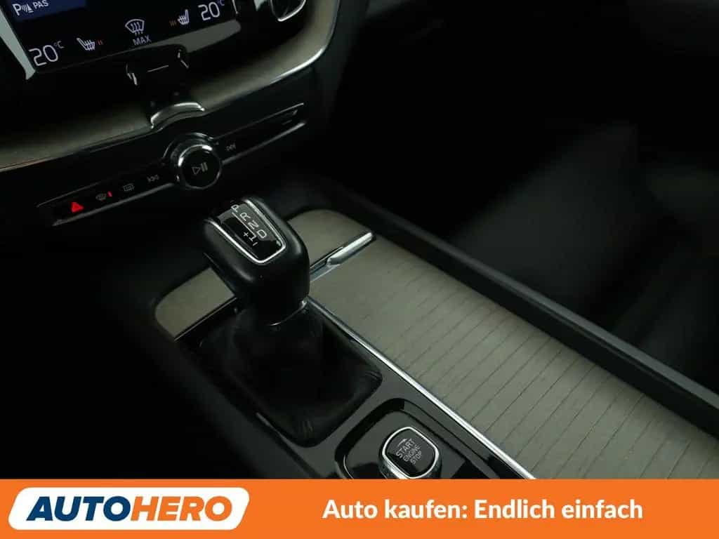 Volvo XC60 2.0 T5 Inscription AWD Aut.*NAVI*HEAD-UP* 10/2018-photo-26
