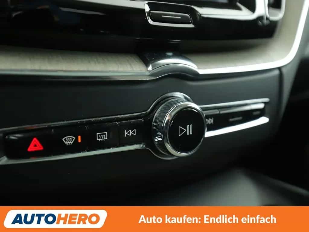Volvo XC60 2.0 T5 Inscription AWD Aut.*NAVI*HEAD-UP* 10/2018-photo-27
