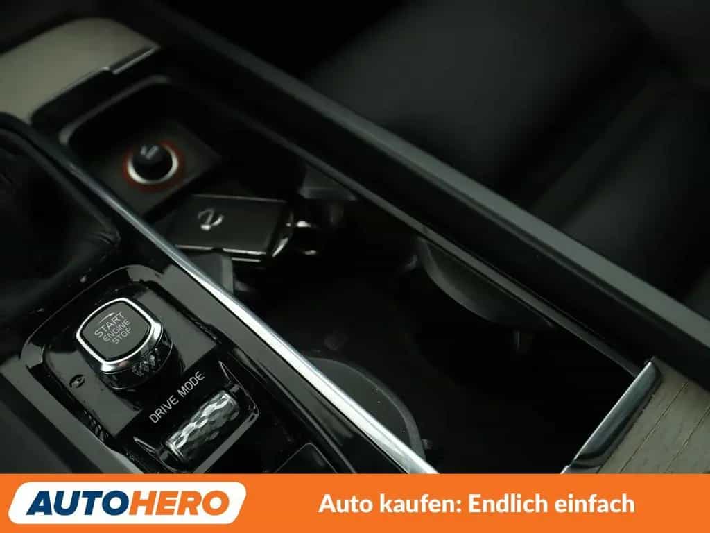 Volvo XC60 2.0 T5 Inscription AWD Aut.*NAVI*HEAD-UP* 10/2018-photo-30