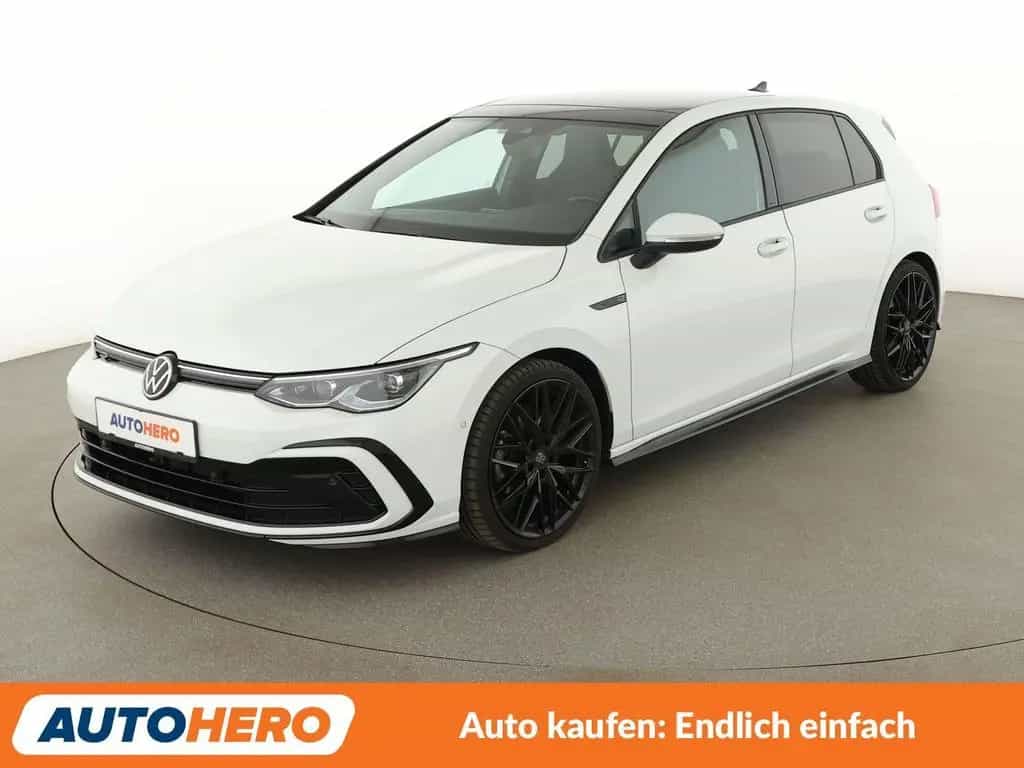 Volkswagen Golf VIII 1.5 eTSI ACT R-Line Aut.*NAVI*PDC*ACC* 11/2021-photo-0