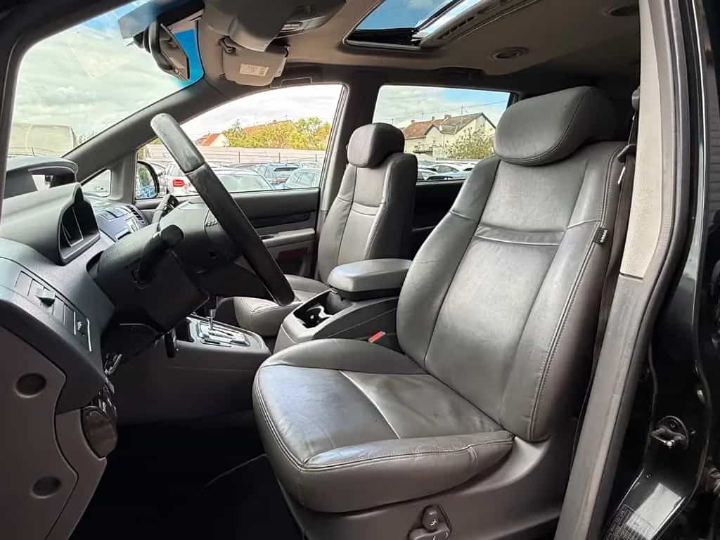 Ssangyong Rodius Aut Saphire 4W/Leder/7-Sitze/SDach/SHZ/ 05/2016-photo-17
