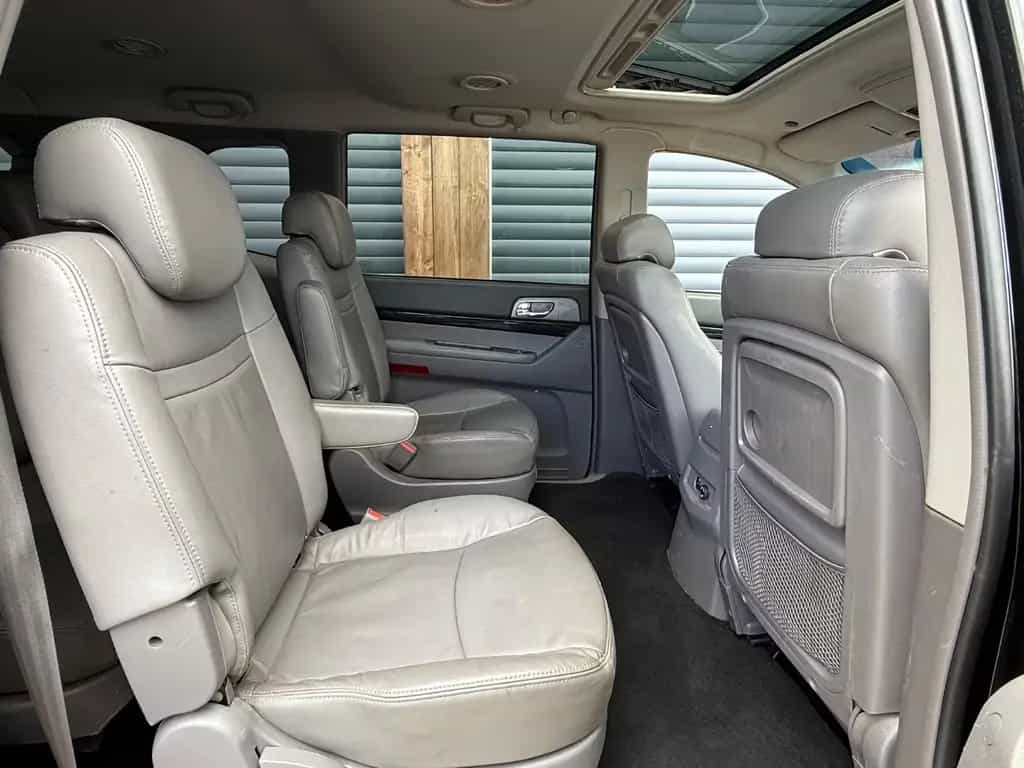 Ssangyong Rodius Aut Saphire 4W/Leder/7-Sitze/SDach/SHZ/ 05/2016-photo-19