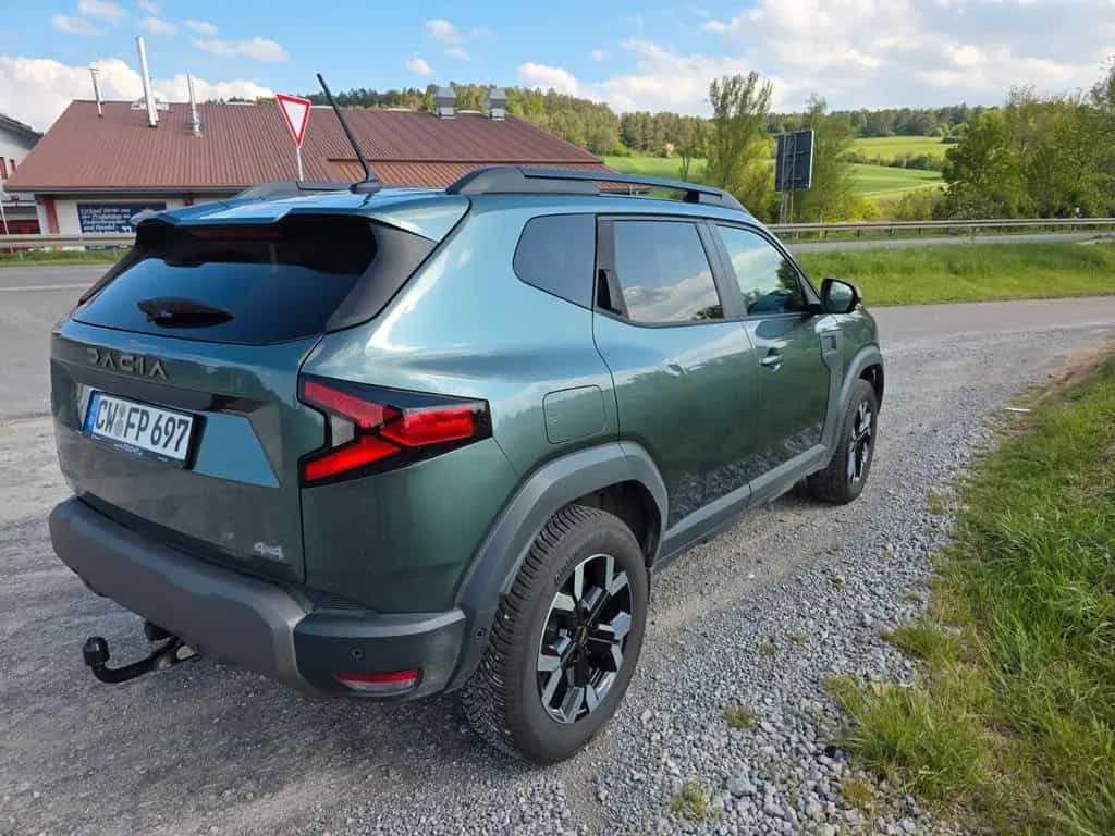 Dacia Duster Mild Hybrid 130 4x4 Extreme Extreme 06/2024-photo-4