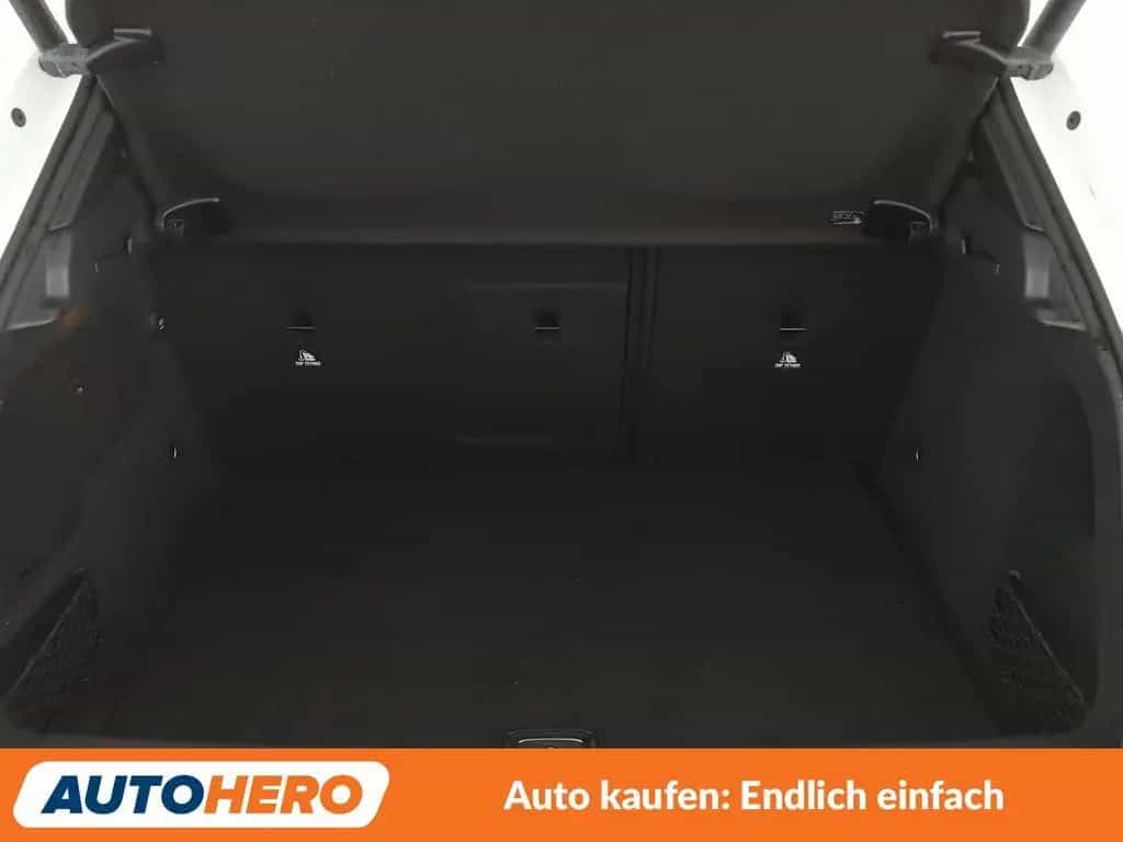Mercedes-Benz GLA 220 d 4Matic AMG Line Aut.*LED*NAVI*TEMPO* 10/2018-photo-17
