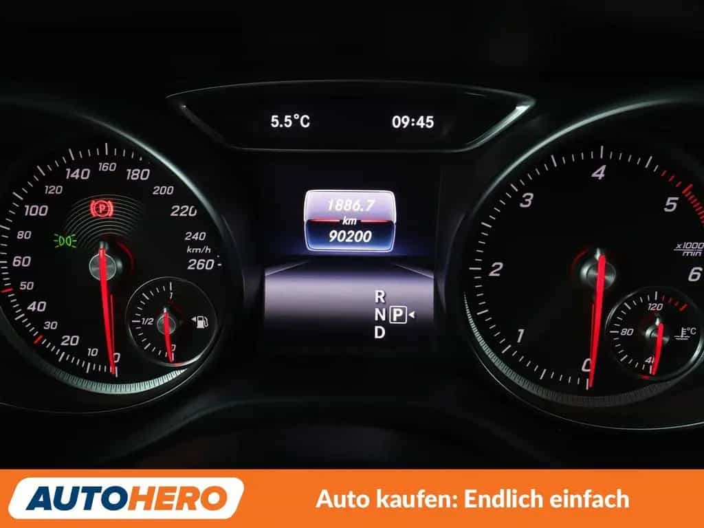 Mercedes-Benz GLA 220 d 4Matic AMG Line Aut.*LED*NAVI*TEMPO* 10/2018-photo-19