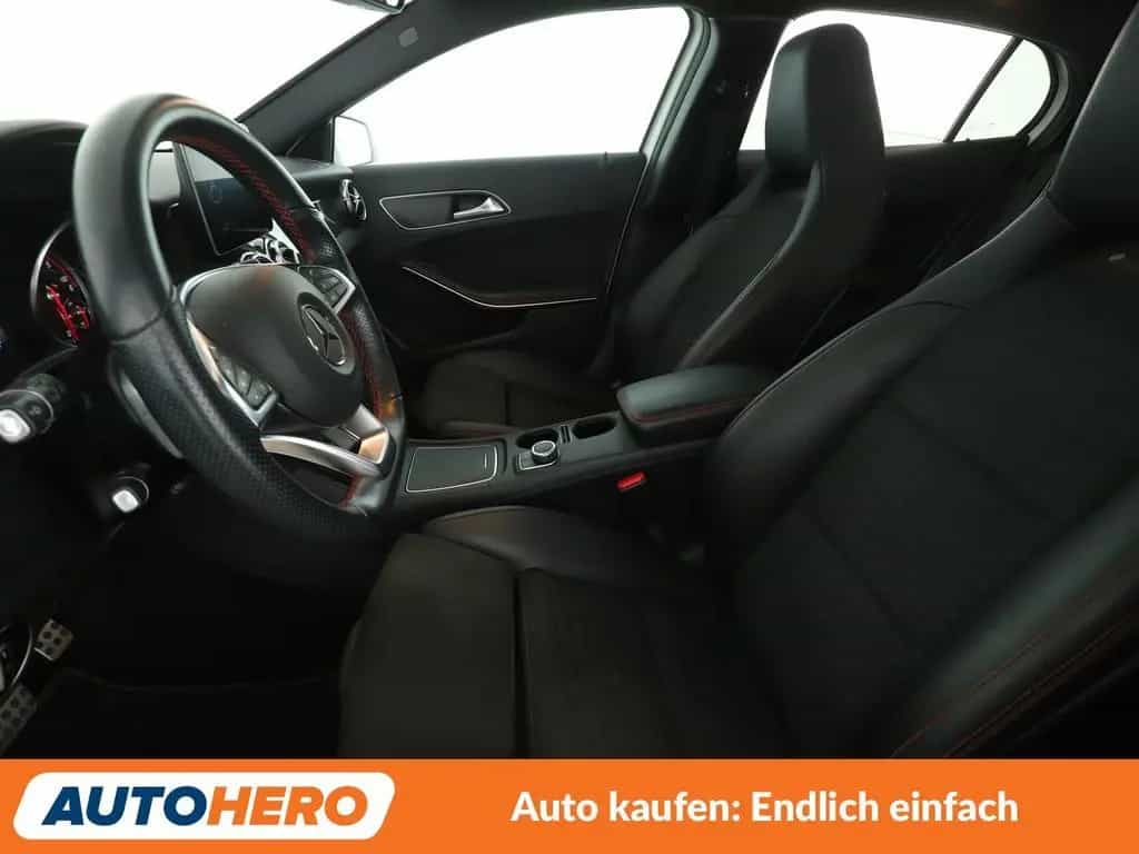 Mercedes-Benz GLA 220 d 4Matic AMG Line Aut.*LED*NAVI*TEMPO* 10/2018-photo-9