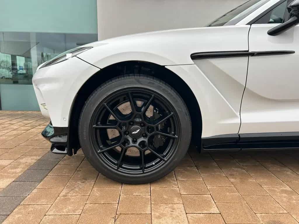 Aston Martin DBX 4.0 V8 DBX707 / Lunar White 03/2025-photo-6