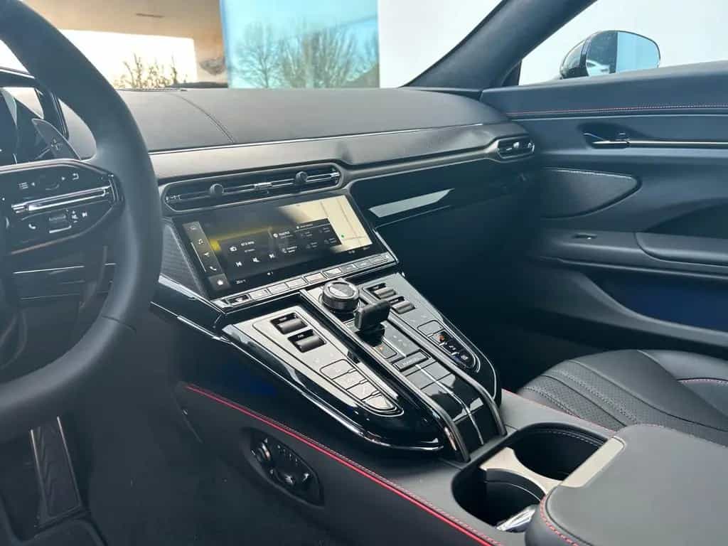 Aston Martin V8 Vantage Next Generation null-photo-12